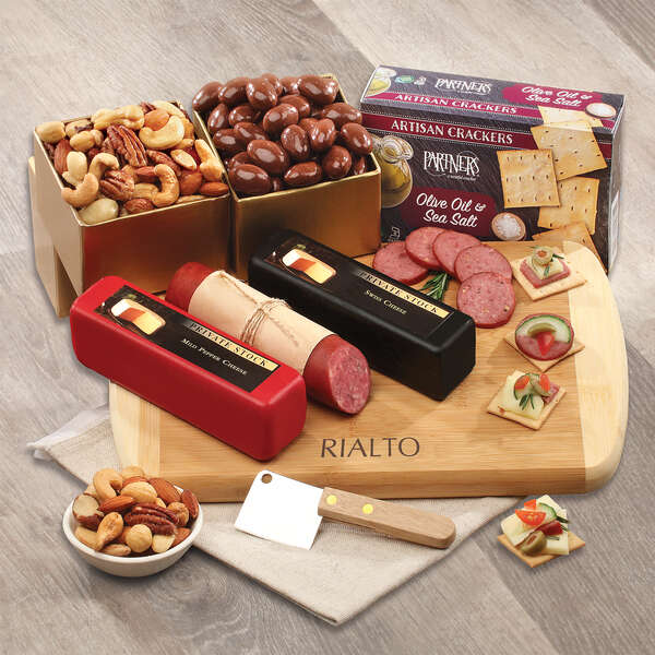 prodimages/Deluxe Party Starter Gift Set with Cutting Board - Shelf Stable Cheese